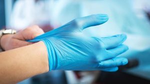 3 Reasons To Buy Nitrile Gloves Over Standard Rubber Gloves!