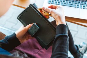 Experts explained how to make money online in Nigeria